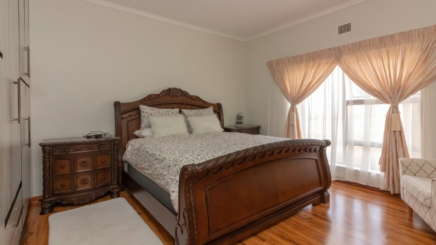 3 Bedroom Property for Sale in Kroonstad Rural Free State